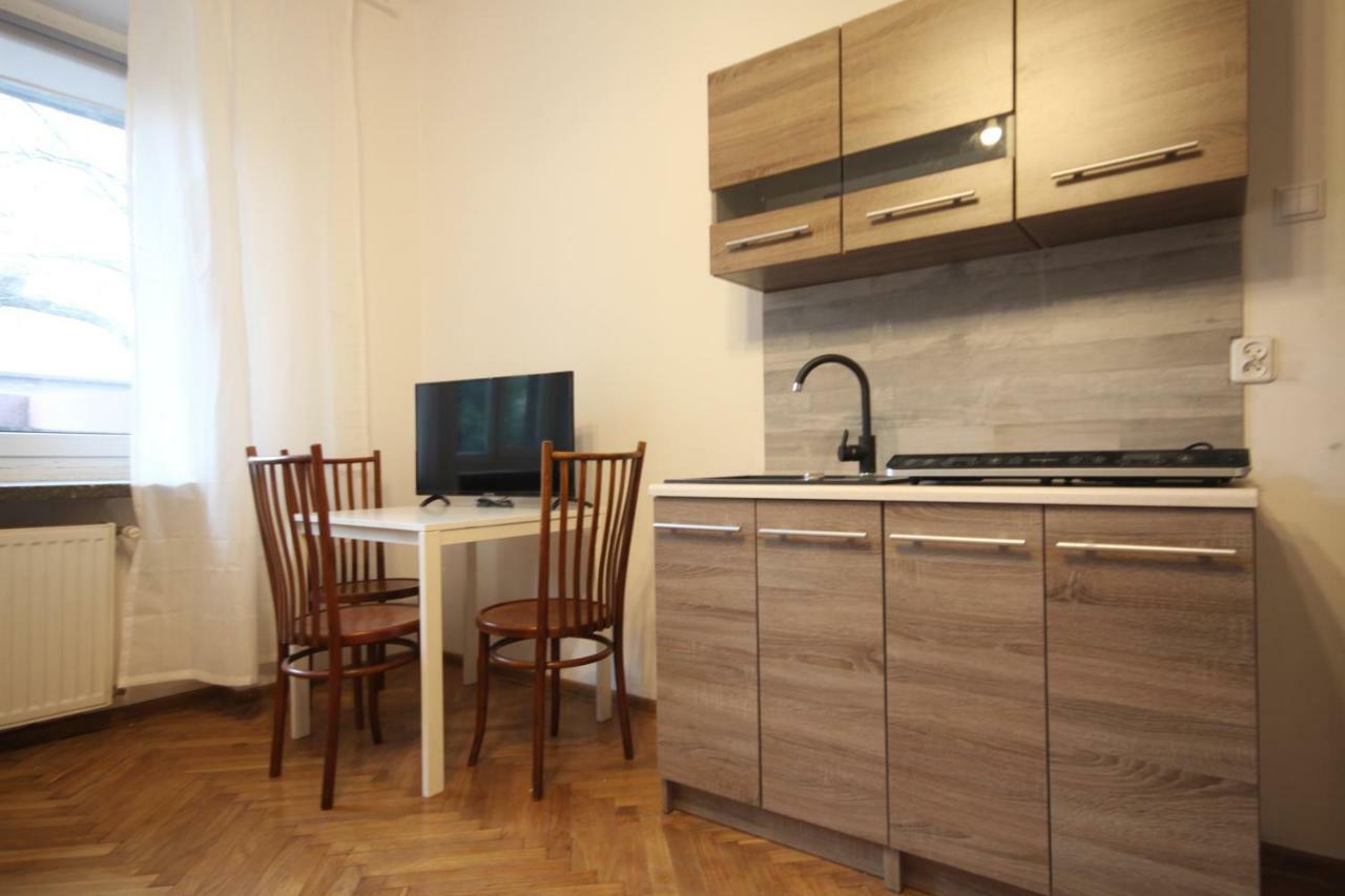 Zwirki Apartment Czestochowa Exterior photo